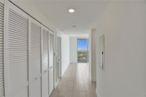 Condominio en alquiler en Sunrise, Florida, 2 dormitorios, 93.18 m2 № 2027429 - foto 6