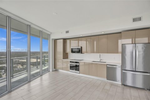 Condominio en alquiler en Sunrise, Florida, 2 dormitorios, 93.18 m2 № 2027429 - foto 12