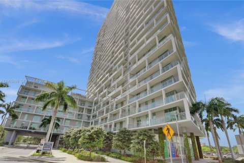 Condominio en alquiler en Sunrise, Florida, 2 dormitorios, 93.18 m2 № 2027429 - foto 2