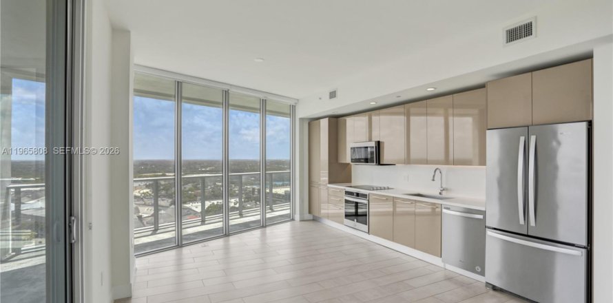 Condominio en Sunrise, Florida, 2 dormitorios  № 2027429