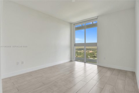Condominio en alquiler en Sunrise, Florida, 2 dormitorios, 93.18 m2 № 2027429 - foto 17