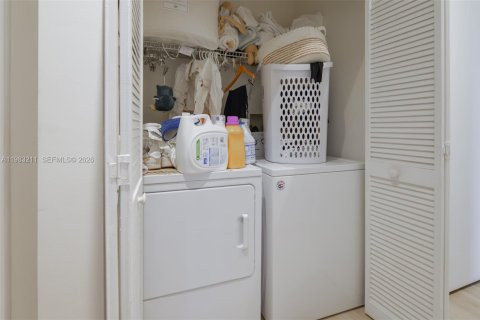 Снять в аренду кондоминиум в Авентура, Флорида 1 спальня, 79.9м2, № 2050002 - фото 16