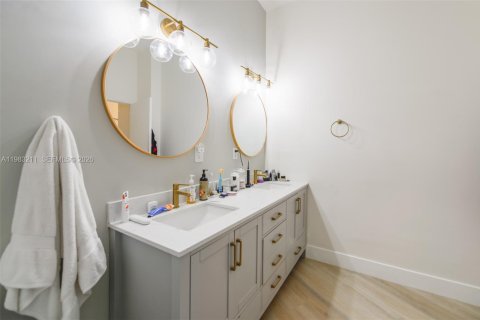 Снять в аренду кондоминиум в Авентура, Флорида 1 спальня, 79.9м2, № 2050002 - фото 13