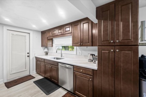 Villa ou maison à vendre à Vero Beach, Floride: 3 chambres, 135.64 m2 № 2083434 - photo 4
