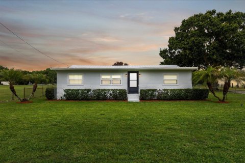 Villa ou maison à vendre à Vero Beach, Floride: 3 chambres, 135.64 m2 № 2083434 - photo 2