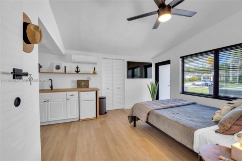 Снять в аренду виллу или дом в Холливуд, Флорида 4 спальни, 171.4м2, № 1982415 - фото 19