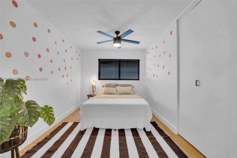 Снять в аренду виллу или дом в Холливуд, Флорида 4 спальни, 171.4м2, № 1982415 - фото 21