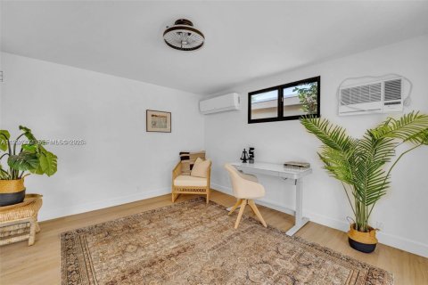 Снять в аренду виллу или дом в Холливуд, Флорида 4 спальни, 171.4м2, № 1982415 - фото 15