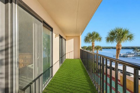 Condo in Clearwater, Florida, 2 bedrooms  № 2267434