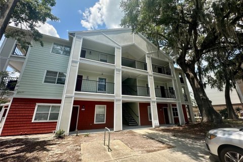Condo in Gainesville, Florida, 1 bedroom  № 1810242 - photo 1