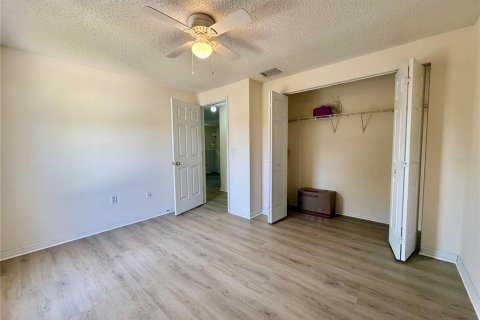 House in Tarpon Springs, Florida 4 bedrooms, 264.03 sq.m. № 2093532 - photo 18