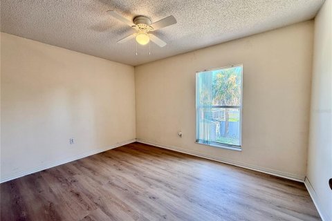 House in Tarpon Springs, Florida 4 bedrooms, 264.03 sq.m. № 2093532 - photo 16