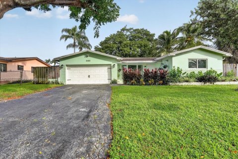 Villa ou maison à louer à Hollywood, Floride: 3 chambres, 162.39 m2 № 2432407 - photo 3
