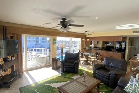 Copropriété à louer à New Smyrna Beach, Floride: 3 chambres, 115.2 m2 № 2108446 - photo 7