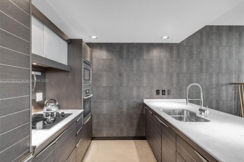 Copropriété à vendre à Miami, Floride: 2 chambres, 149.29 m2 № 1887891 - photo 11