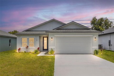 Casa en Osteen, Florida 3 dormitorios, 137.77 m2 № 2215136