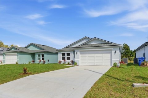 Villa ou maison à vendre à Osteen, Floride: 3 chambres, 137.77 m2 № 2215136 - photo 3