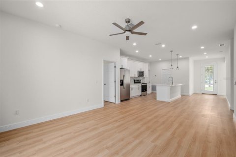Villa ou maison à vendre à Osteen, Floride: 3 chambres, 137.77 m2 № 2215136 - photo 20