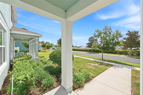 Townhouse in Groveland, Florida 3 bedrooms, 144 sq.m. № 2208662 - photo 4