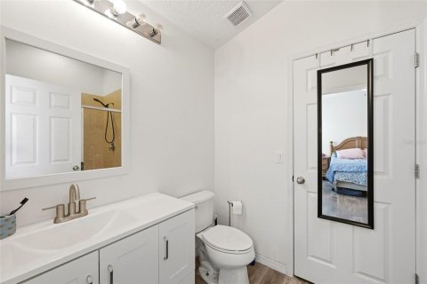 Townhouse in Groveland, Florida 3 bedrooms, 144 sq.m. № 2208662 - photo 24