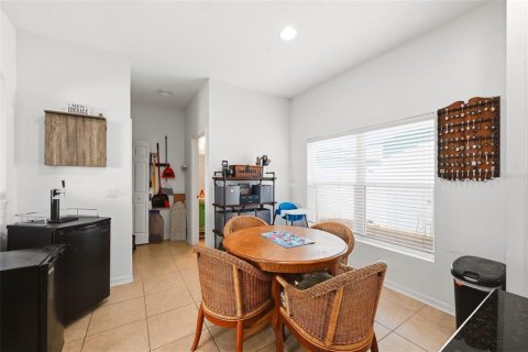 Townhouse in Groveland, Florida 3 bedrooms, 144 sq.m. № 2208662 - photo 18
