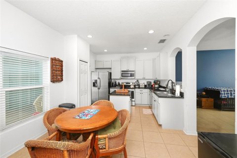 Townhouse in Groveland, Florida 3 bedrooms, 144 sq.m. № 2208662 - photo 19