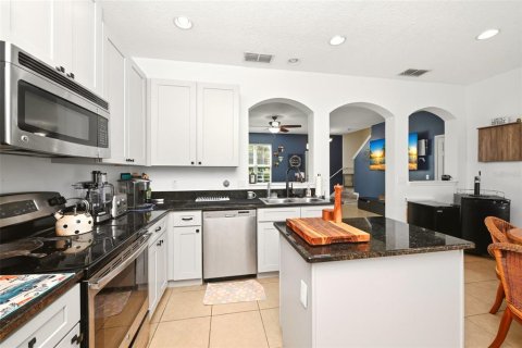 Townhouse in Groveland, Florida 3 bedrooms, 144 sq.m. № 2208662 - photo 16