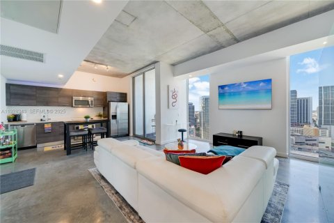 Condominio en alquiler en Miami, Florida, 1 dormitorio, 52.4 m2 № 2060028 - foto 8