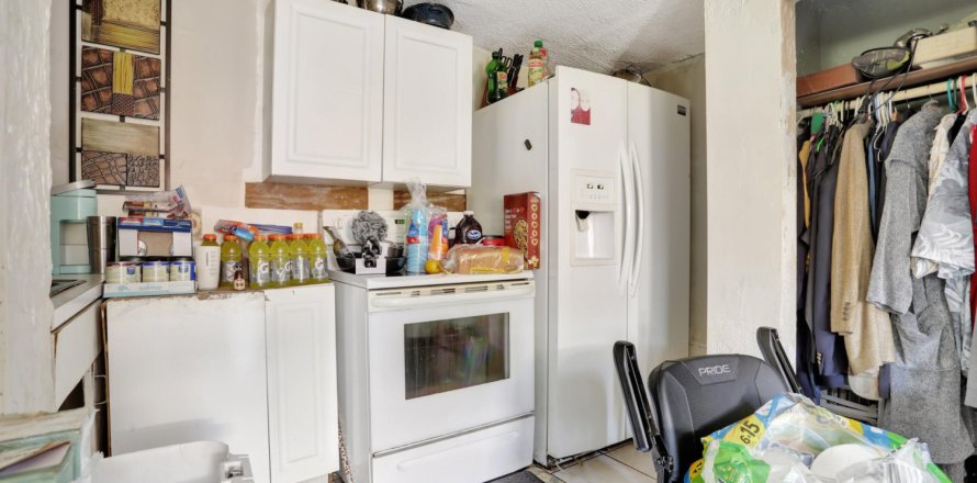 Дом в Помпано-Бич, Флорида 2 спальни, 87.98м2 № 587709