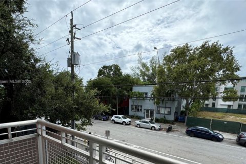 Снять в аренду квартиру в Майами, Флорида 1 спальня, 66.89м2, № 1956719 - фото 9