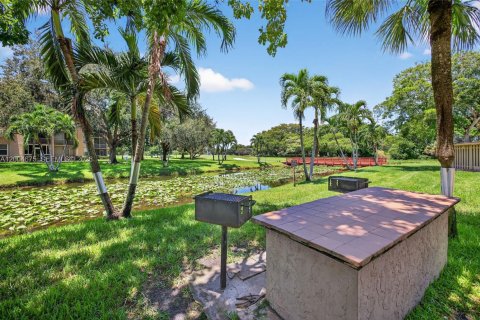 Condo in Davie, Florida, 2 bedrooms  № 2068975 - photo 6