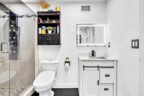 Casa en venta en Miami Gardens, Florida, 4 dormitorios, 134.43 m2 № 2309388 - foto 15