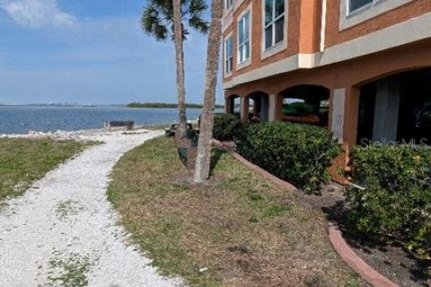 Condominio en venta en Tampa, Florida, 1 dormitorio, 60.76 m2 № 1539863 - foto 1