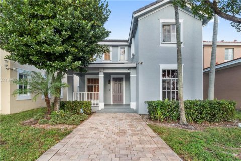 Casa en venta en Homestead, Florida, 4 dormitorios, 244.05 m2 № 1993492 - foto 4