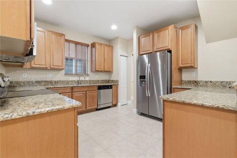 Casa en venta en Homestead, Florida, 4 dormitorios, 244.05 m2 № 1993492 - foto 24