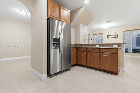 Casa en venta en Homestead, Florida, 4 dormitorios, 244.05 m2 № 1993492 - foto 21