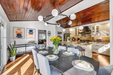 Villa ou maison à louer à Fort Lauderdale, Floride: 4 chambres, 331.66 m2 № 2036952 - photo 20