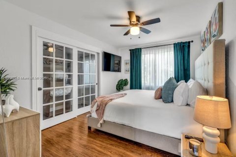 Villa ou maison à louer à Fort Lauderdale, Floride: 4 chambres, 331.66 m2 № 2036952 - photo 22