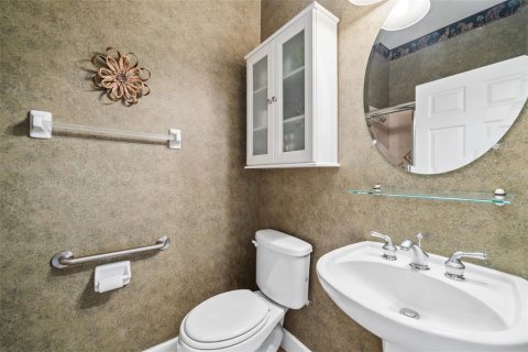 Villa ou maison à vendre à Port Charlotte, Floride: 4 chambres, 253.72 m2 № 1677686 - photo 28
