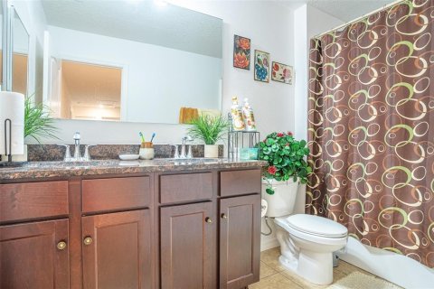 Casa en venta en Mascotte, Florida, 4 dormitorios, 208.29 m2 № 2329361 - foto 16
