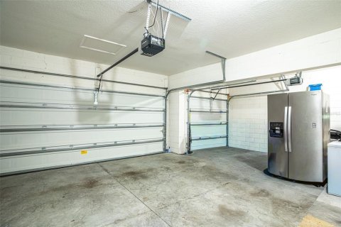 Casa en venta en Mascotte, Florida, 4 dormitorios, 208.29 m2 № 2329361 - foto 20