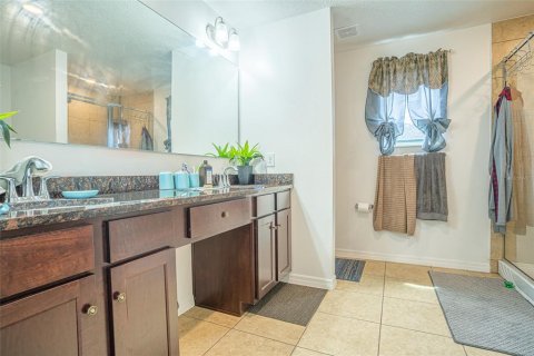 Casa en venta en Mascotte, Florida, 4 dormitorios, 208.29 m2 № 2329361 - foto 13