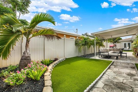 Casa en venta en Saint Petersburg, Florida, 3 dormitorios, 178 m2 № 2203316 - foto 28