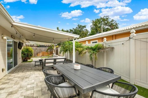 Casa en venta en Saint Petersburg, Florida, 3 dormitorios, 178 m2 № 2203316 - foto 26