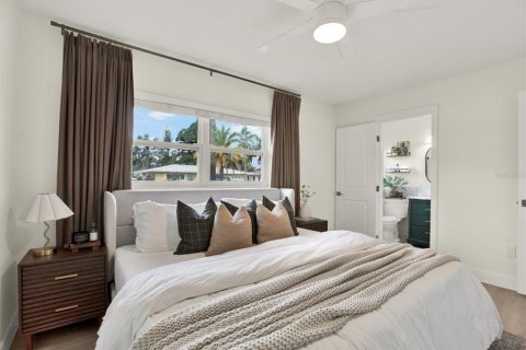 Casa en venta en Saint Petersburg, Florida, 3 dormitorios, 178 m2 № 2203316 - foto 20