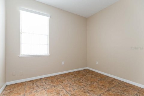 Casa en alquiler en Orlando, Florida, 4 dormitorios, 184.41 m2 № 1849432 - foto 12