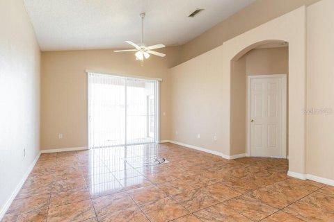 Casa en alquiler en Orlando, Florida, 4 dormitorios, 184.41 m2 № 1849432 - foto 7
