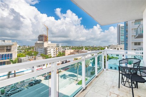 Copropriété à louer à Miami Beach, Floride: 1 chambre, 75.44 m2 № 2169727 - photo 30
