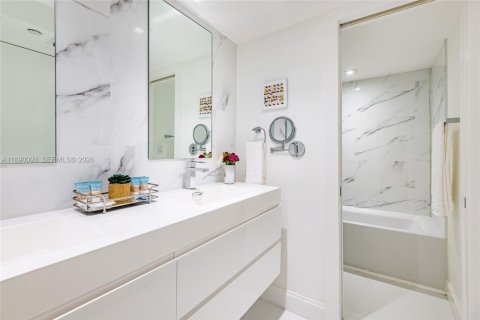 Copropriété à louer à Miami Beach, Floride: 1 chambre, 75.44 m2 № 2169727 - photo 15