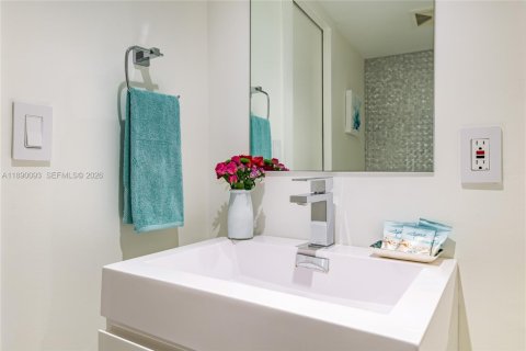 Copropriété à louer à Miami Beach, Floride: 1 chambre, 75.44 m2 № 2169727 - photo 25
